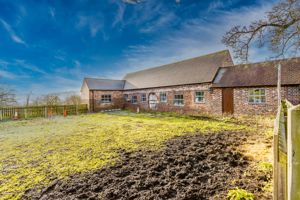 REAR BARN 1- click for photo gallery